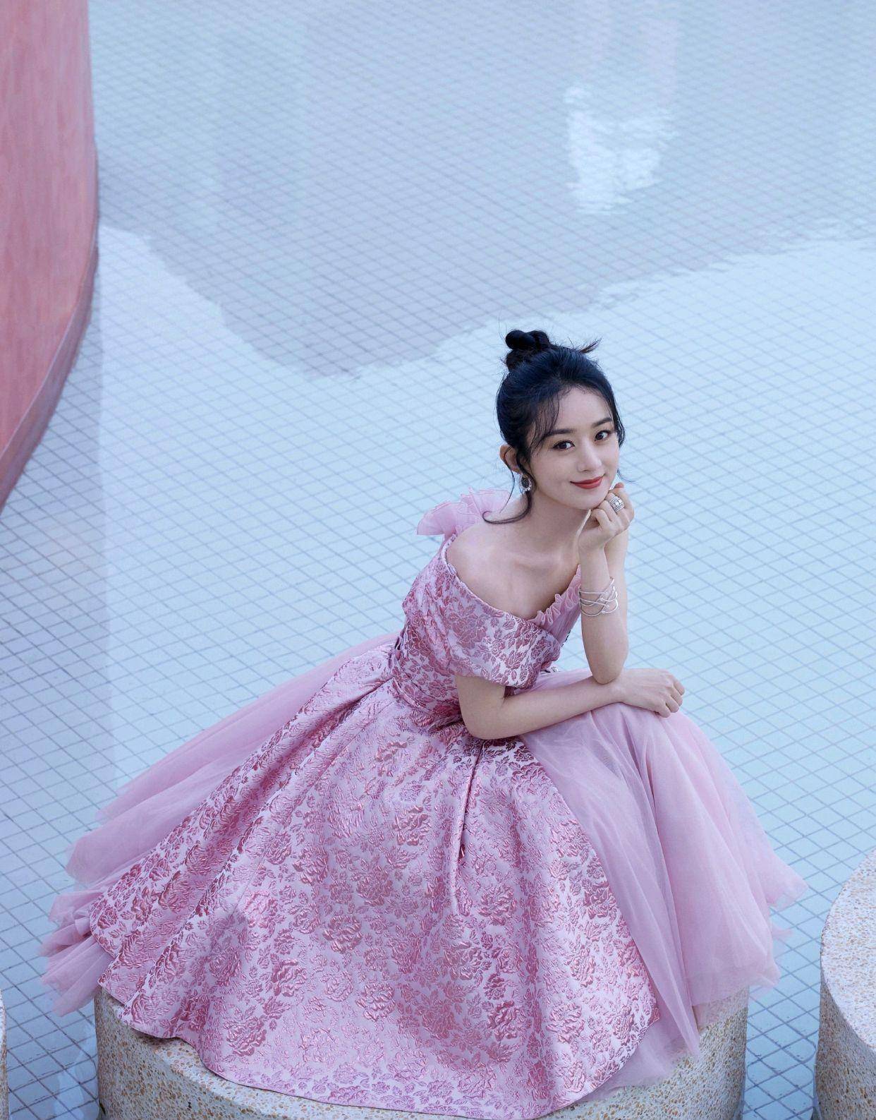 与没有钱相似动漫_类似于没有钱动漫_类似没有钱的动漫